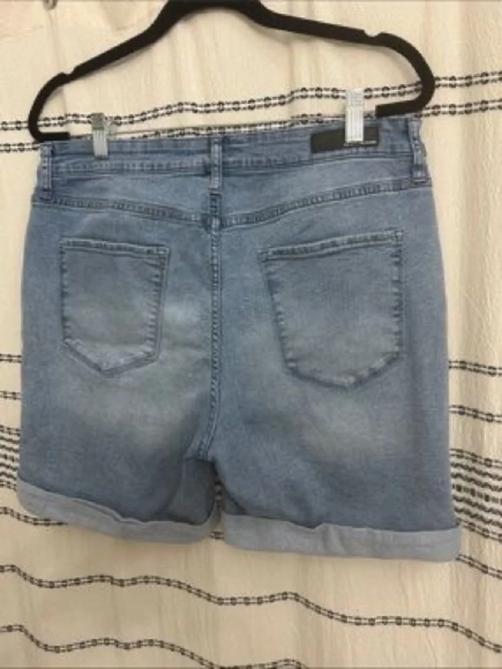 DKNY Jeans Light Wash Cuffed Denim Bermuda Shorts Sz 12 High Rise 13
